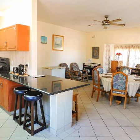 Mama Mia Cottages Oslo Beach 포트 셉스턴 외부 사진