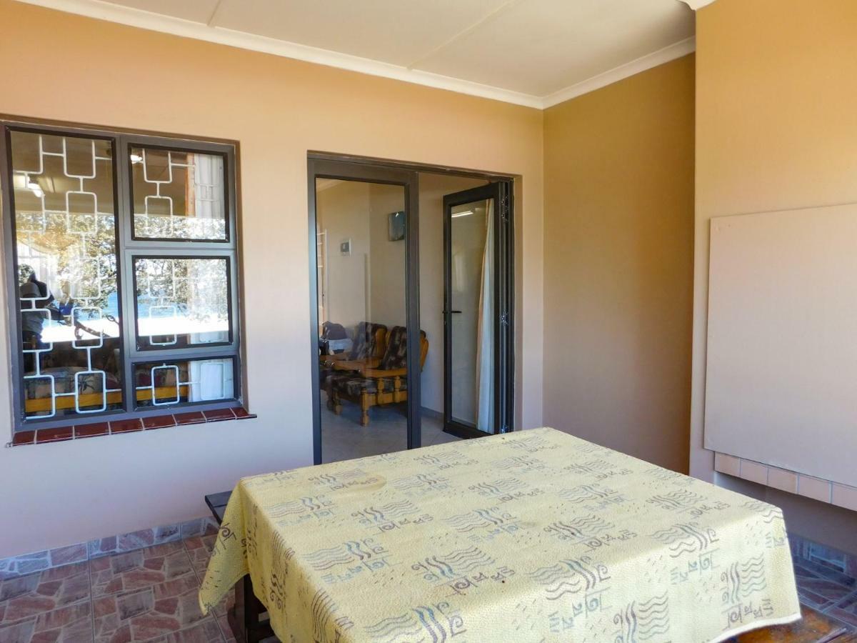 Mama Mia Cottages Oslo Beach 포트 셉스턴 외부 사진