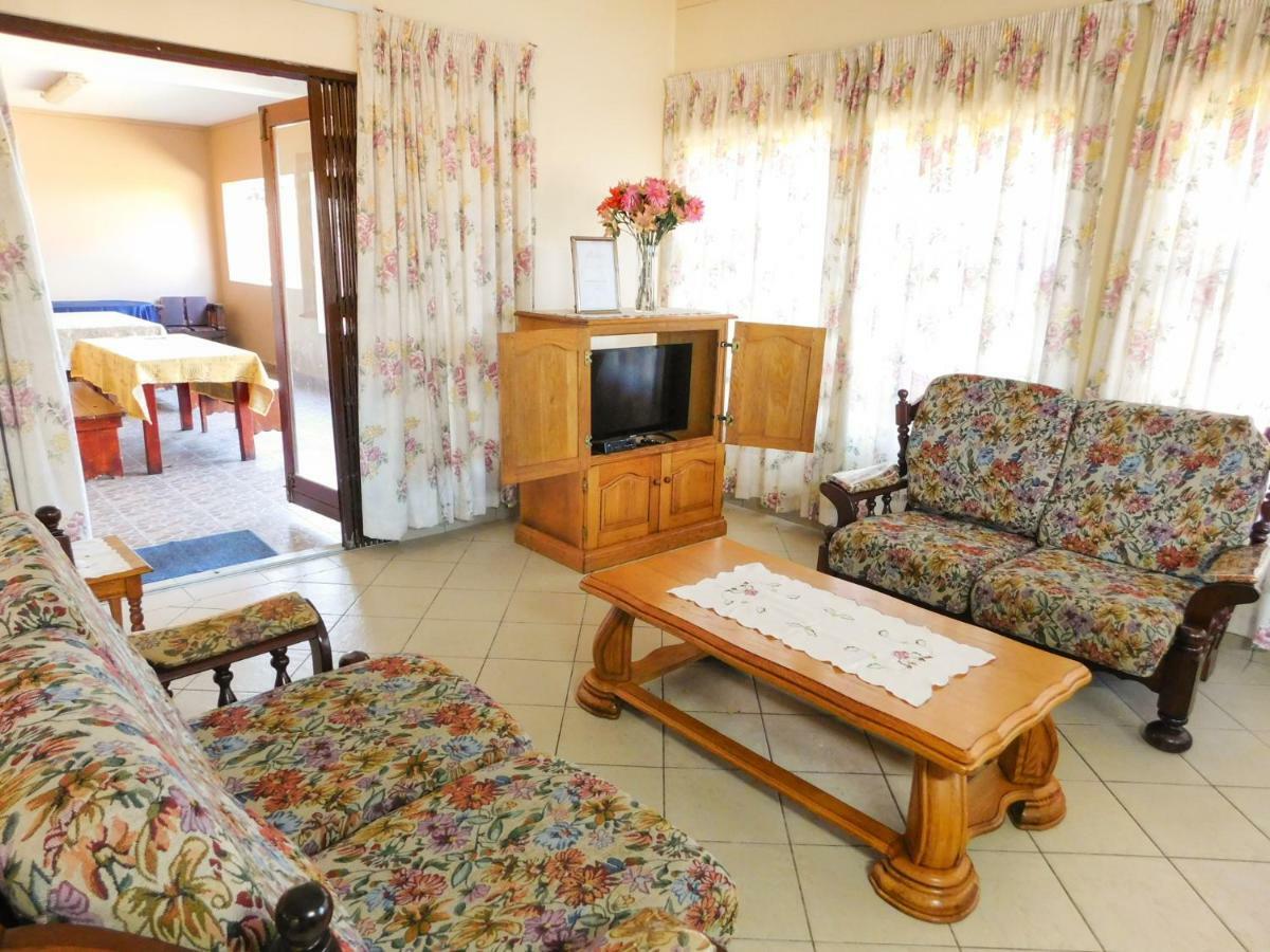 Mama Mia Cottages Oslo Beach 포트 셉스턴 외부 사진