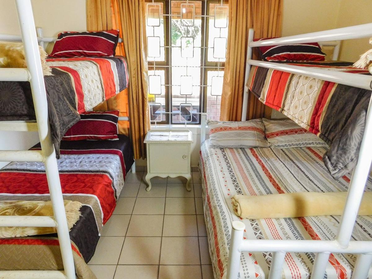 Mama Mia Cottages Oslo Beach 포트 셉스턴 외부 사진