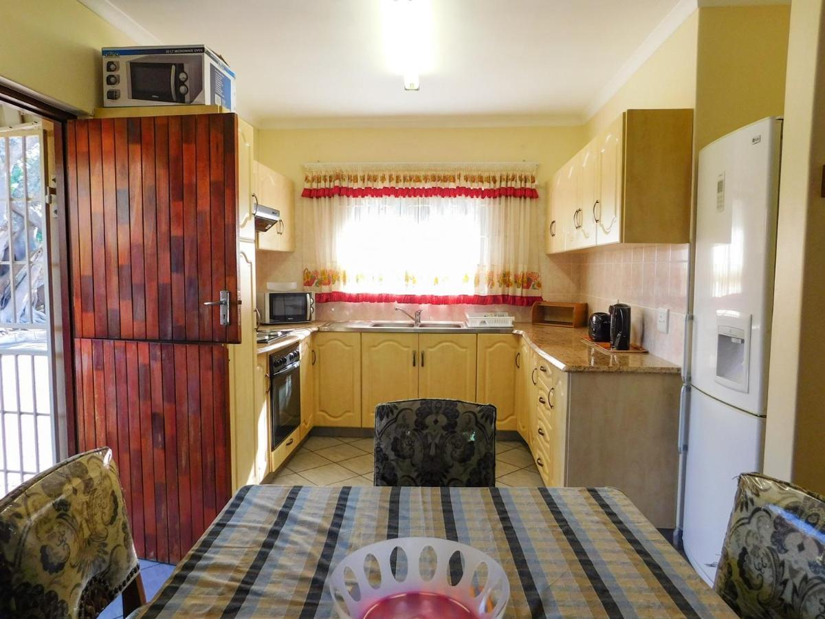 Mama Mia Cottages Oslo Beach 포트 셉스턴 외부 사진